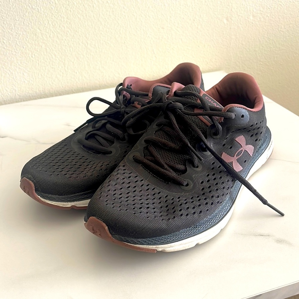 Under Armour Tennis Shoes